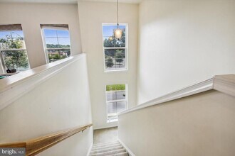 Building Photo - 3028 Rittenhouse Cir