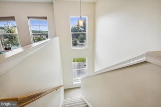 Building Photo - 3028 Rittenhouse Cir