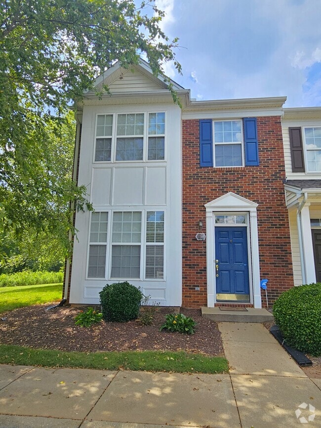 Building Photo - 127 Cirrus Ct