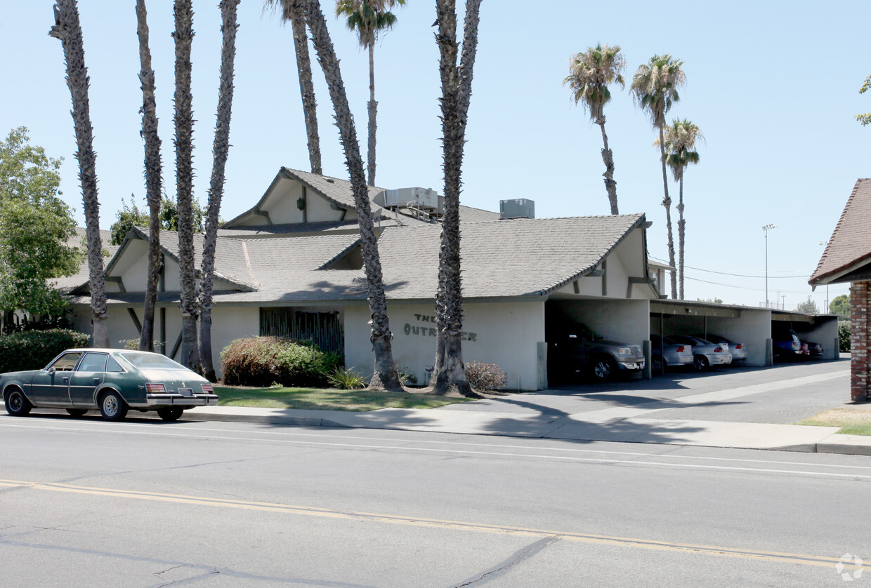 Primary Photo - Outrigger Apartments