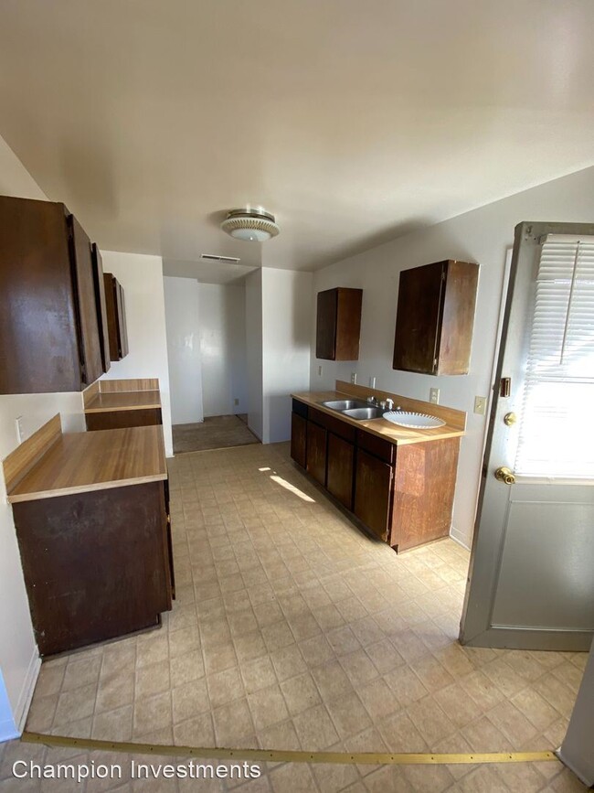 Building Photo - 3 br, 1 bath House - 311 Olsen Drive