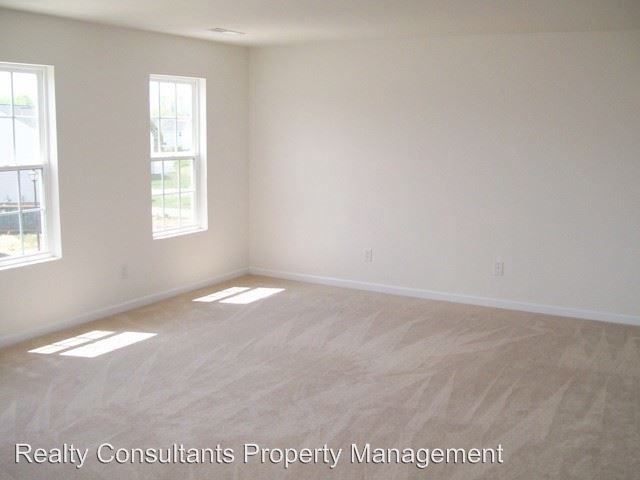 Building Photo - 3721 Cottesmore Dr