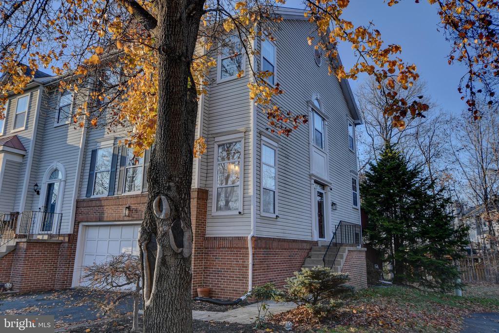 Primary Photo - 13020 Quartz Ln