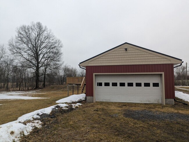 Foto del edificio - Fully Renovated 3 Bedroom Ranch