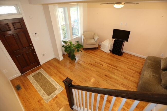 Foto del edificio - 237 16th St SE