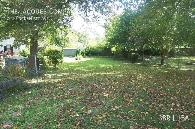 Building Photo - 2610 N Kellett Ave