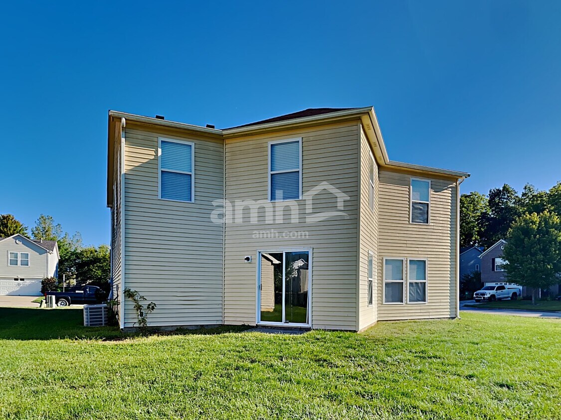 Foto principal - 10383 Homestead Dr