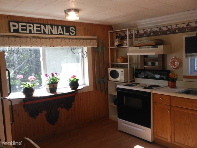 Building Photo - 1 br, 1 bath Apartment - 109 Kennebec Rd