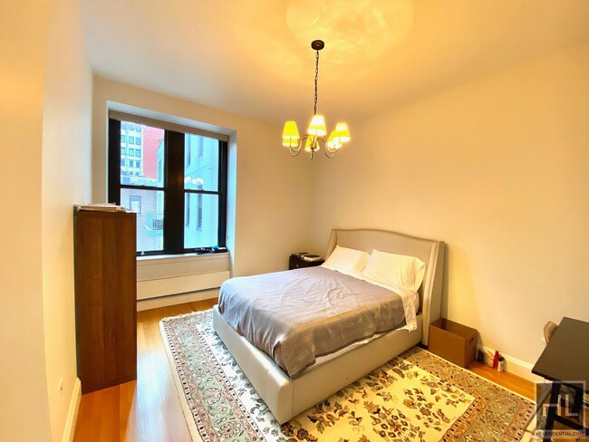 Foto del edificio - 124 HUDSON STREET 6D