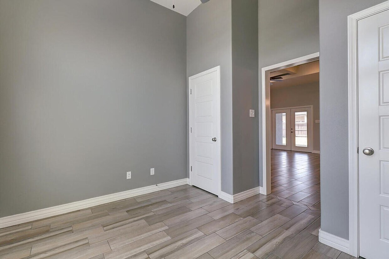 Foto principal - 8206 Denali Dr