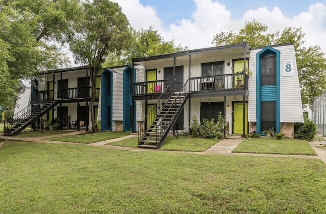 Foto del edificio - 1124 Rutland Dr