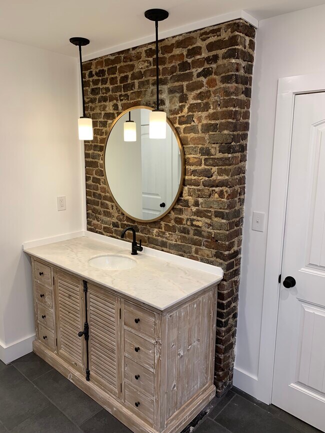 Foto del edificio - 309 Lutie St