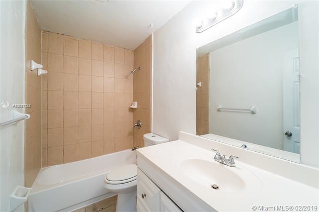 Building Photo - 1860 SW 68th Ave