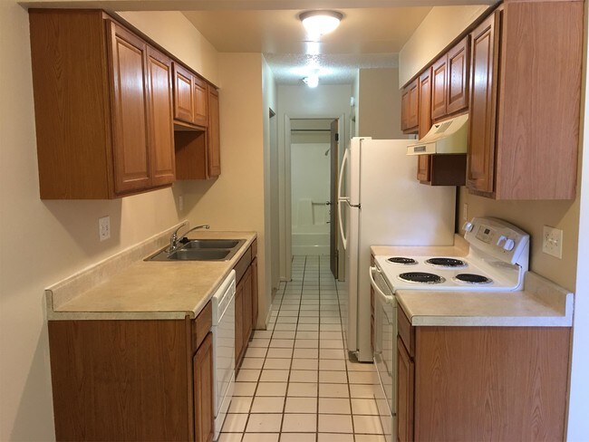 Building Photo - 1252 Dewar Dr