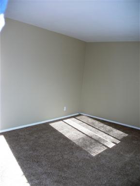 Building Photo - 6592 Carriage Ln