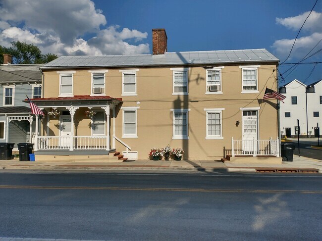 Foto del edificio - 208 N Kent St