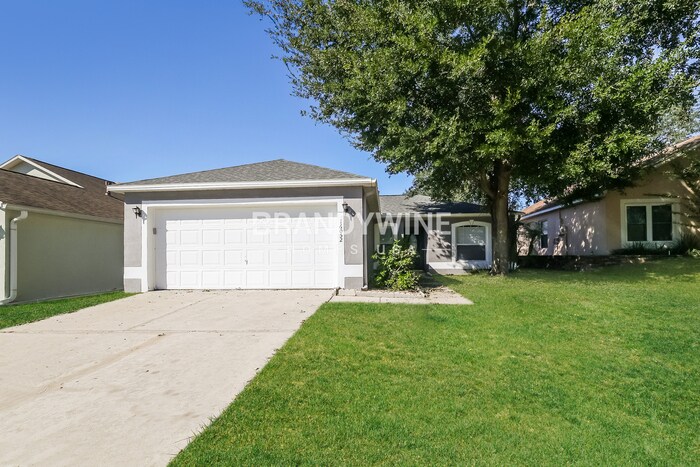 Foto principal - 16052 Dorchester Blvd