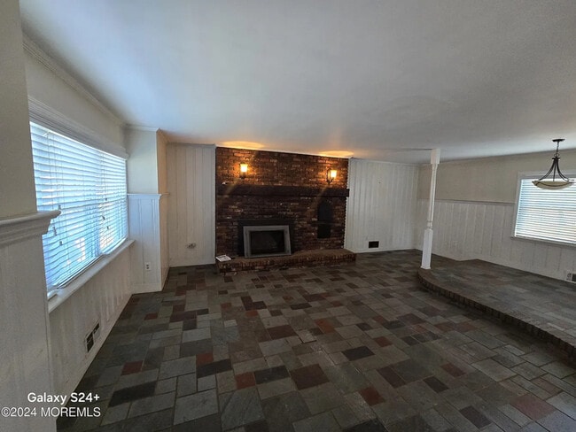 Building Photo - 16 Oak Ridge Pkwy