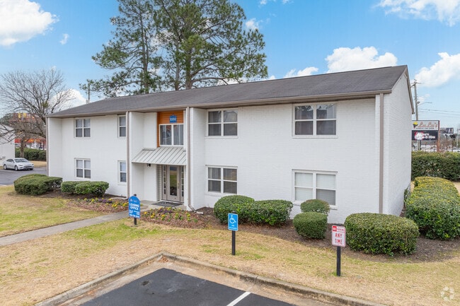 Building Photo - Summit Augusta