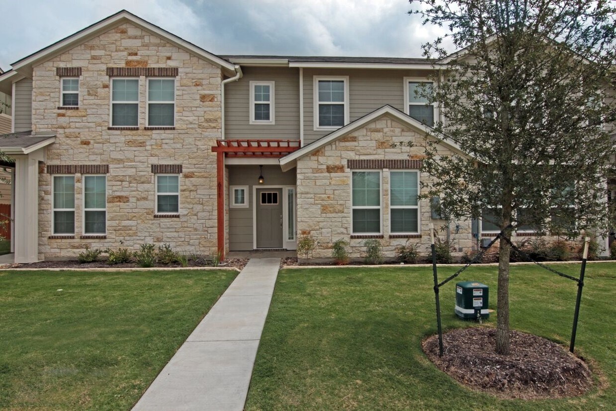 611 Westfield Blvd, Temple, TX 76502 Townhouse for Rent in Temple, TX