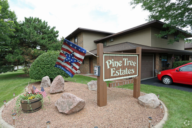 Building Photo - Pinetree Estates