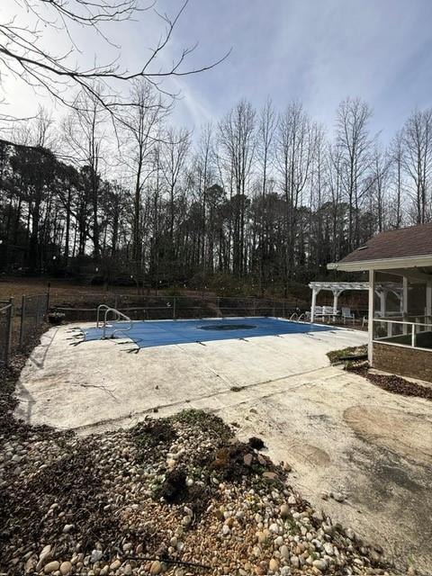 Building Photo - 180 Farm Ln