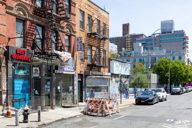 Building Photo - 174 Delancey St