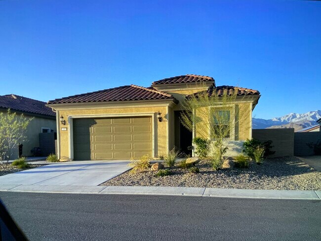 Building Photo - 35 Bordeaux