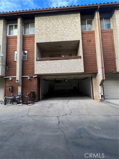 Building Photo - 4002 Maxson Rd