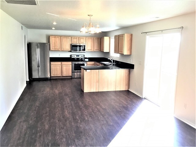 Foto del edificio - 2543 N Greenville Ave