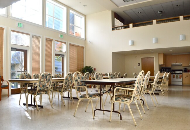 Community Room/ Dining Hall - Esperanza - Affordable Senior Housing