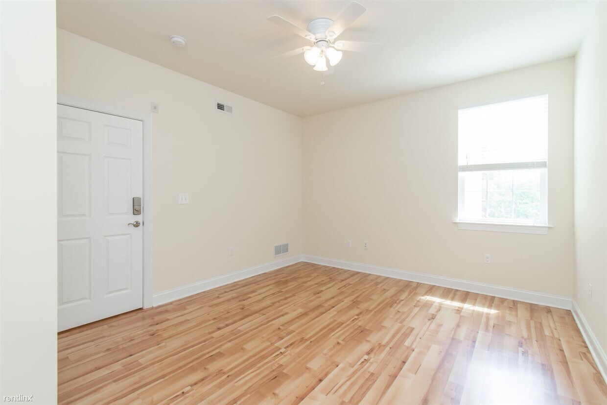 Primary Photo - 2 br, 2 bath Triplex - 1933 N 7TH ST Unit 2