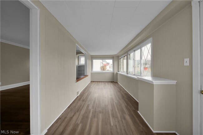 Foto del edificio - 11103 Lincoln Ave