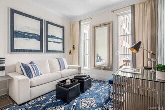 Building Photo - 100 Garvies Point Rd