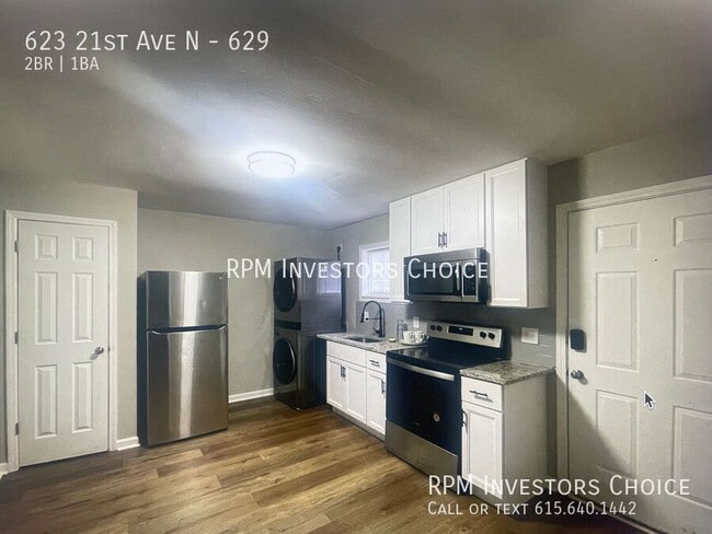 Building Photo - 623 21st Ave N