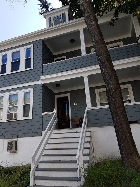 Primary Photo - 38 Hillside St