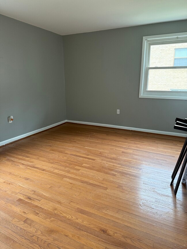 Bedroom - 3429 5th St SE