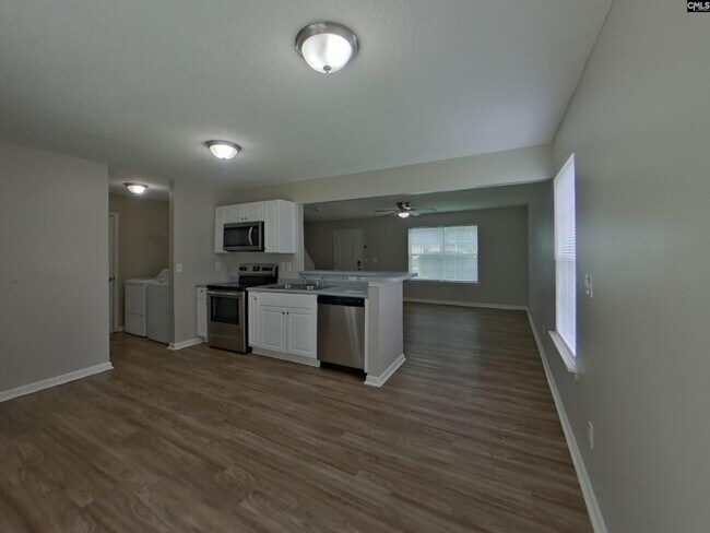 Foto del edificio - 200 E Lake Trail