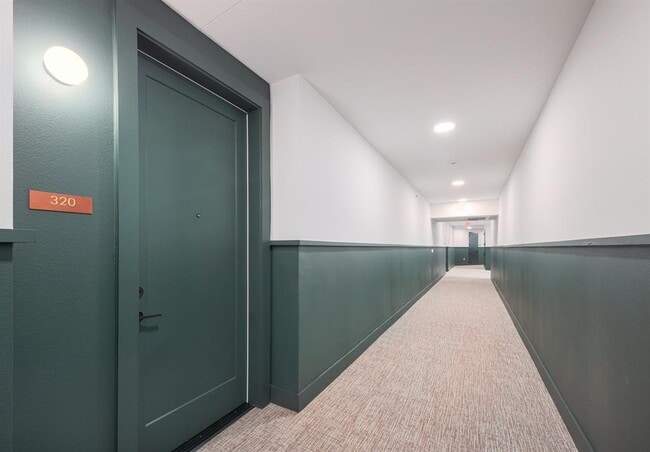 Foto del edificio - 1701 Simond Ave Ave