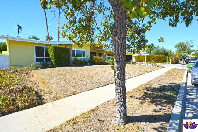 Building Photo - 5909 Elba Pl