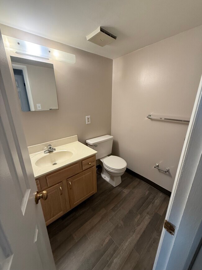 Foto del edificio - Bower Hill Apartments