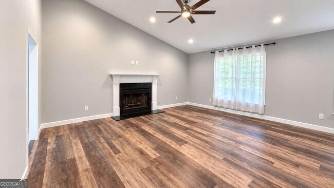 Building Photo - 1235 Grayland Hills Dr