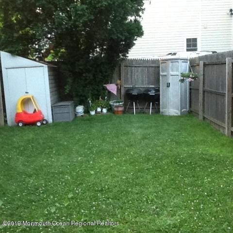 Foto del edificio - 5 Ivy Pl