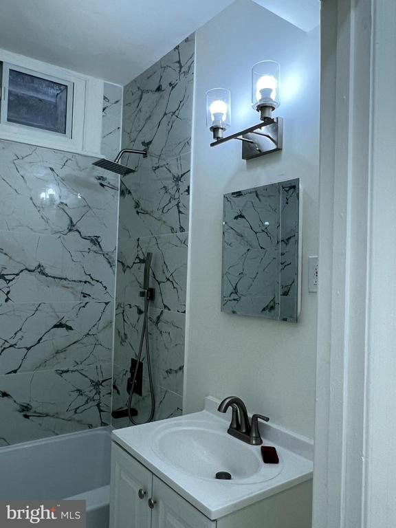 Foto del edificio - 1144 Oates St NE