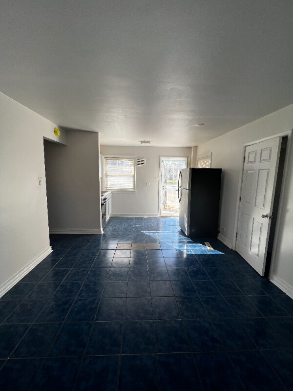 Foto del edificio - 9136 S Anthony Ave