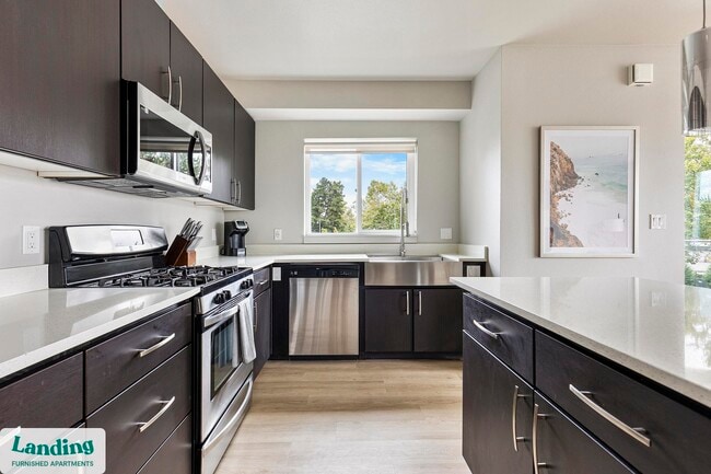 Foto del edificio - 11505 NE Yacht Harbor Dr