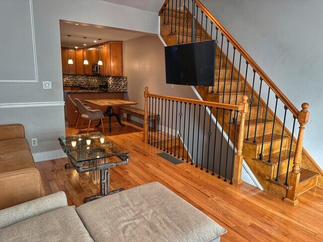 ceiling suspended TV included - 1823 Ginnodo St