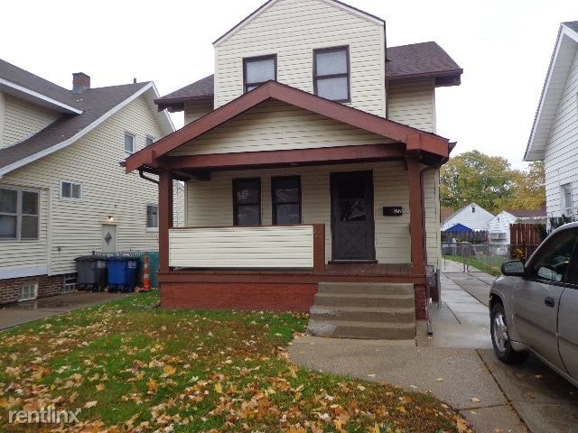 Primary Photo - 577 Colima Dr