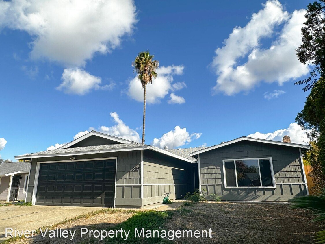 Foto principal - 3 br, 2 bath House - 3527 Contempo Dr
