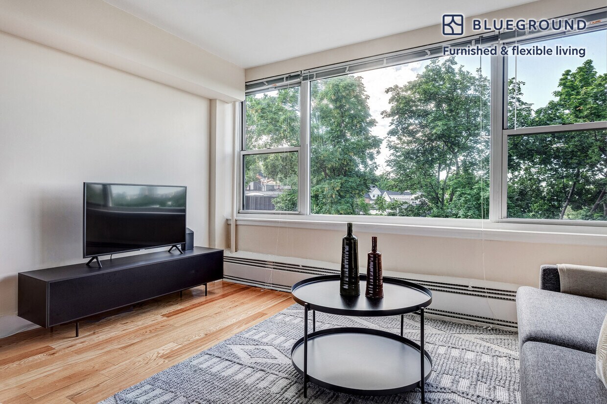 Foto principal - 1440 Beacon St